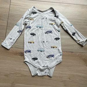 Kyte baby vintage cars long sleeve bodysuit size 12 - 18 months